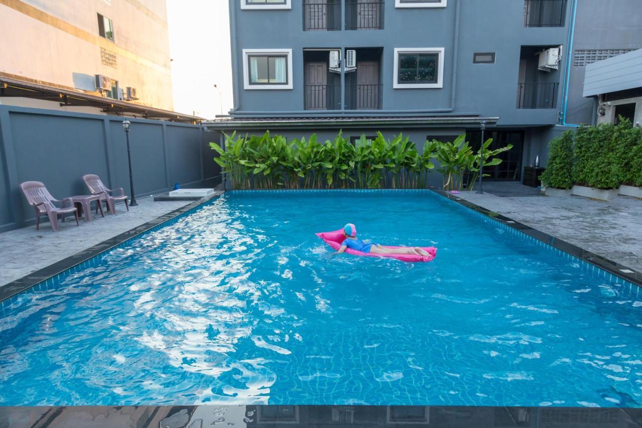 Life Is Goood Aparthotel Jomtien Beach Exterior photo